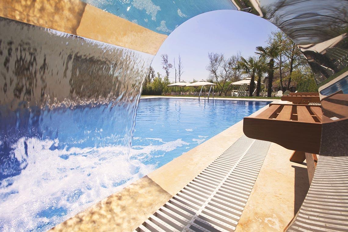 אגווה The Escape Hotel מראה חיצוני תמונה